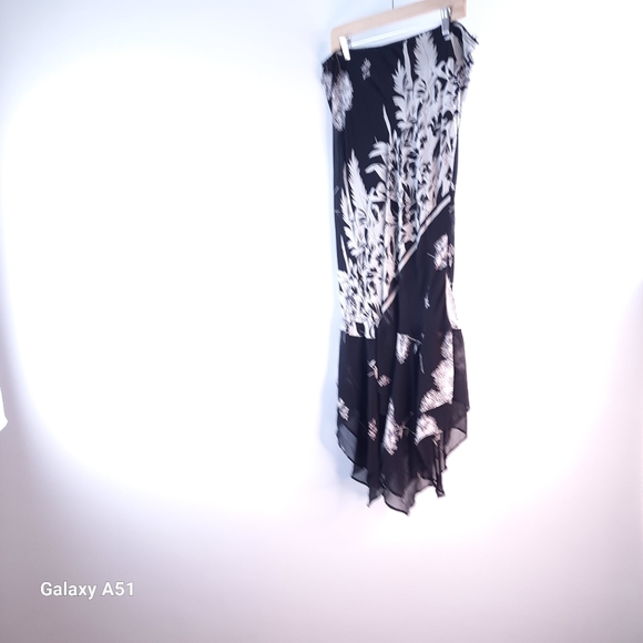 Large Snazzie Sheer asymmetrical black & white floral beaded Maxi skirt - Picture 13 of 15